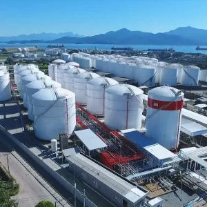 Montagem e Manutenção de Tanques de Armazenamentos